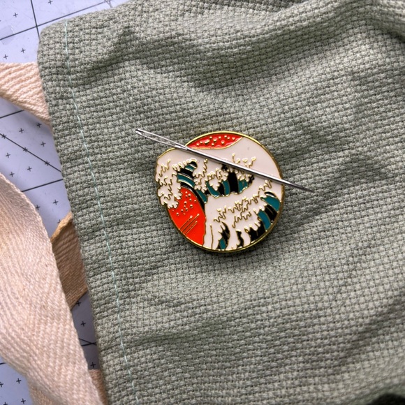 Coastal Sunset Wave Magnetic Sewing Needle Minder Surf Spray, [1.4” x 1.25”] - Picture 6 of 12